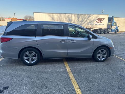 Used 2018 Honda Odyssey EX-L image 11