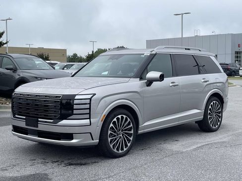 Certified 2026 Hyundai Palisade Calligraphy AWD/4WD image 28