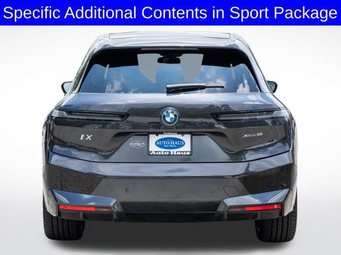 Used 2024 BMW iX xDrive50 w/ Sport Package AWD/4WD image 7