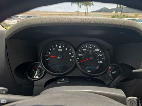 Used 2013 Chevrolet Silverado 1500 W/T RWD image 11