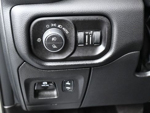 Used 2026 RAM 1500 Laramie w/ Night Edition image 16