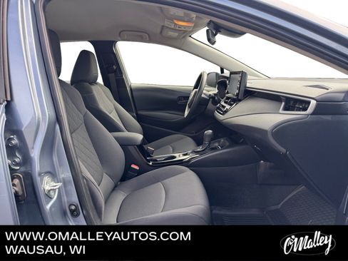 Used 2022 Toyota Corolla LE FWD image 14
