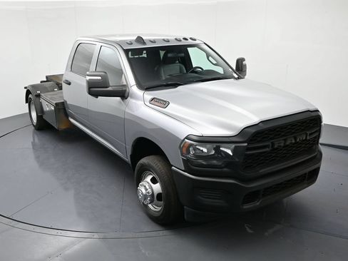 Used 2024 RAM 3500 Tradesman w/ Cold Weather Group RWD image 16