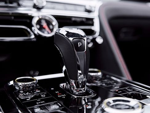 Used 2022 Bentley Flying Spur V8 AWD/4WD image 83