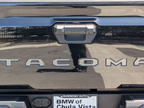 Used 2024 Toyota Tacoma TRD Sport RWD image 38