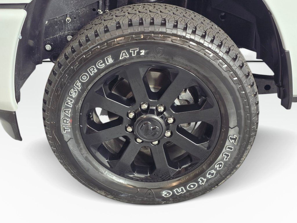 New 2026 RAM 3500 Big Horn AWD/4WD image 12