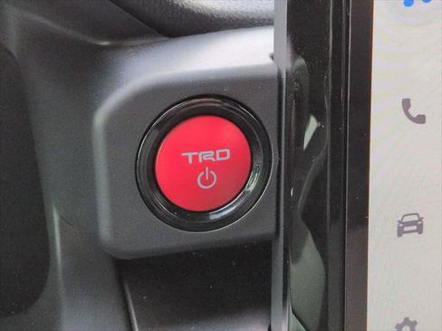 Certified 2026 Toyota Tacoma TRD Off-Road w/ TRD Off Road Upgrade Package AWD/4WD image 27