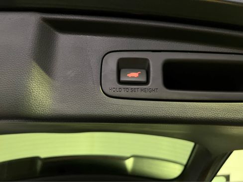 Used 2024 Honda CR-V EX-L image 28
