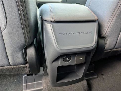 New 2026 Ford Explorer Active image 17