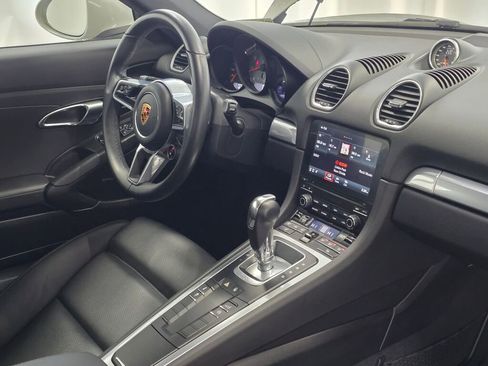 Certified 2018 Porsche 718 Cayman S image 22
