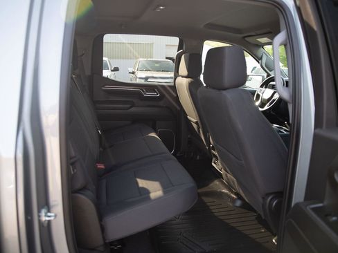 Used 2023 Chevrolet Silverado 1500 LT AWD/4WD image 21