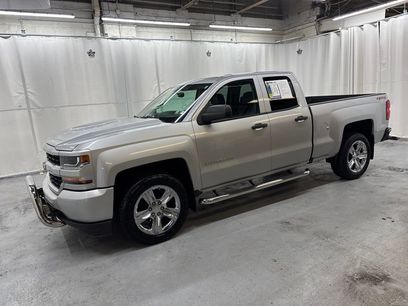 Used 2017 Chevrolet Silverado 1500 Custom w/ Custom Convenience Package
