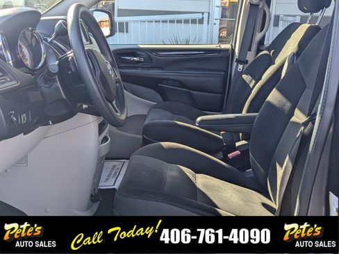 Used 2017 Dodge Grand Caravan SE w/ Power Window Group image 18