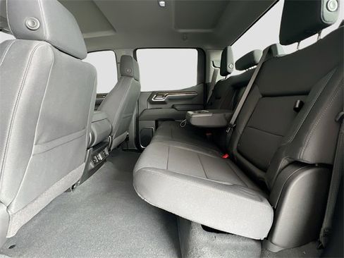 New 2026 GMC Sierra 1500 Elevation image 17