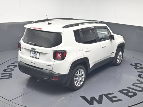 Used 2021 Jeep Renegade Latitude AWD/4WD image 34