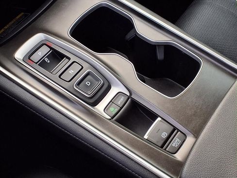 Used 2021 Honda Accord Touring image 17