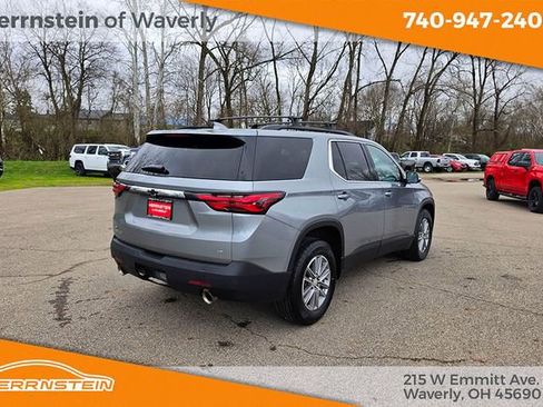 Used 2023 Chevrolet Traverse LT image 32