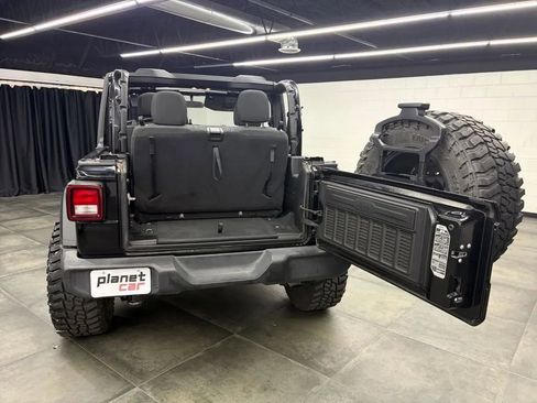 Used 2021 Jeep Wrangler Sport AWD/4WD image 47