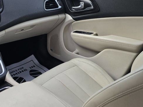 Used 2016 Chrysler 200 C w/ Navigation & Sound Group I image 20