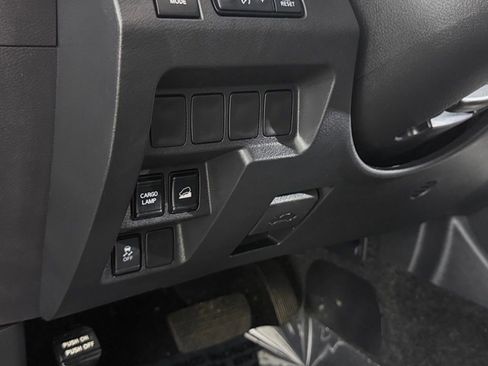Certified 2022 Nissan Frontier SV AWD/4WD image 19
