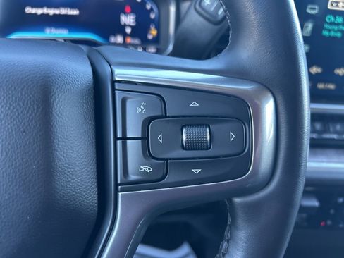 Used 2024 Chevrolet Silverado 2500 LTZ w/ LTZ Convenience Package image 18