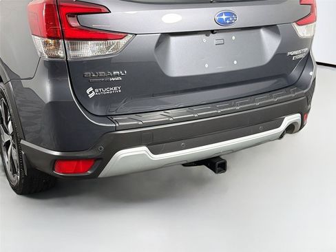 Used 2020 Subaru Forester Touring AWD/4WD image 40