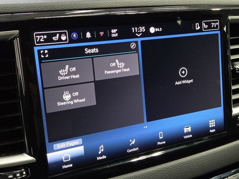 Used 2025 Chrysler Pacifica Select FWD image 16