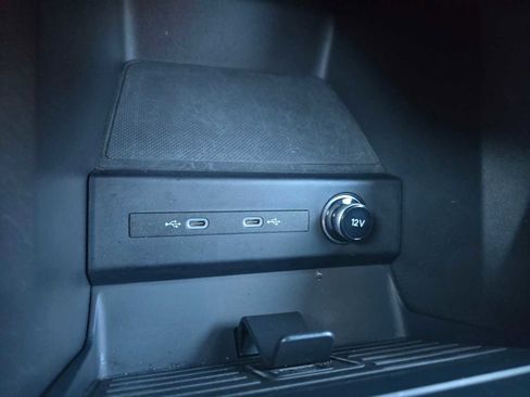 Used 2024 Audi Q4 e-tron Prestige w/ Black Optic Plus Package image 32