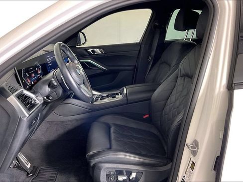 Used 2025 BMW X6 xDrive40i w/ Climate Comfort Package AWD/4WD image 34