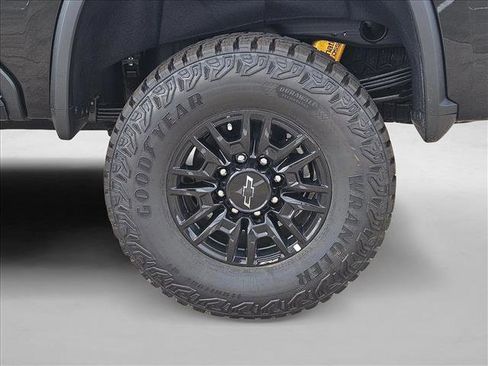 New 2026 Chevrolet Silverado 2500 ZR2 AWD/4WD image 10