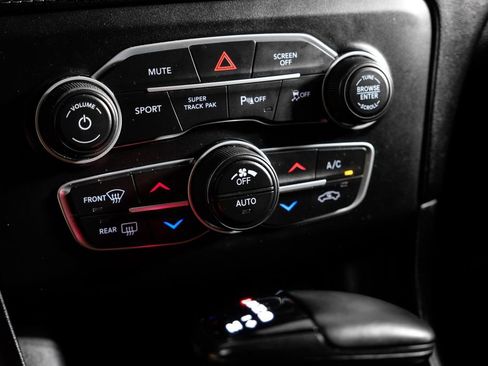 Used 2023 Dodge Charger R/T w/ Plus Group image 23