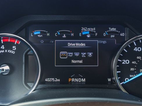 Used 2022 Ford F350 King Ranch w/ King Ranch Ultimate Package image 39