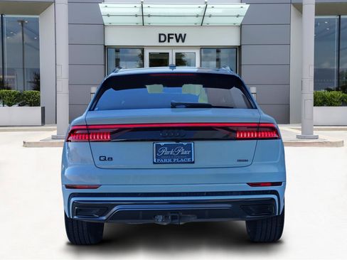 Used 2021 Audi Q8 Prestige w/ Prestige Package image 6