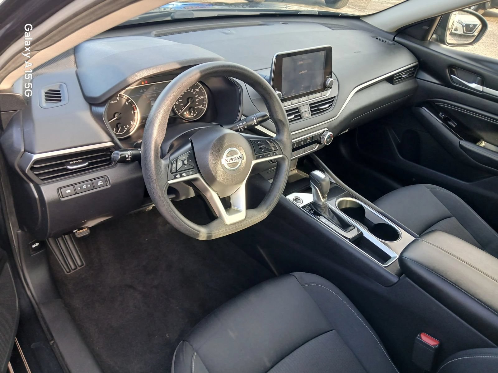 Used 2021 Nissan Altima 2.5 SV FWD image 6