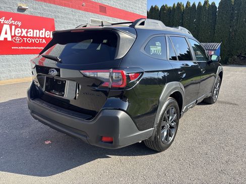 Used 2023 Subaru Outback Onyx Edition w/ Popular Package #2 AWD/4WD image 4