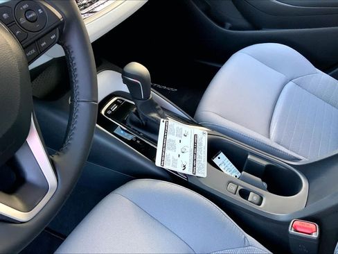 Used 2026 Toyota Corolla SE FWD image 16