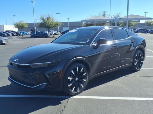 Certified 2026 Toyota Crown Platinum image 8