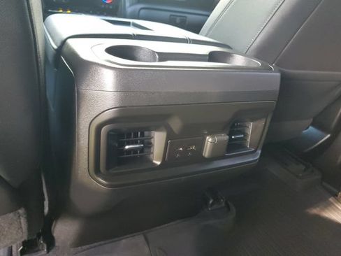 Used 2021 Chevrolet Silverado 1500 LT Trail Boss w/ Convenience Package II AWD/4WD image 17