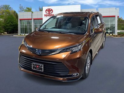 Used 2023 Toyota Sienna XLE w/ XLE Plus Package