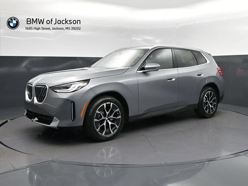 New 2026 BMW X3 xDrive30i w/ Premium Package AWD/4WD image 3