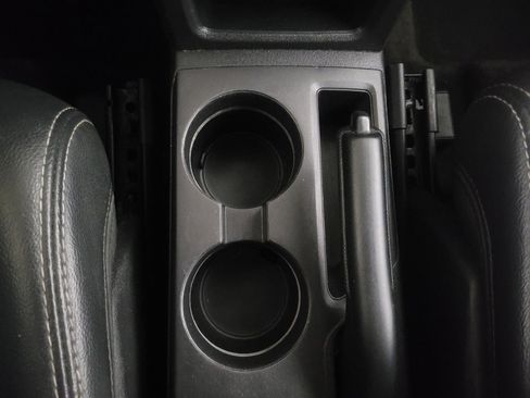 Used 2016 Jeep Compass Latitude image 26