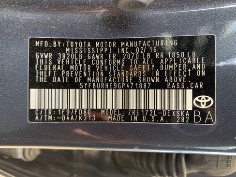 Used 2016 Toyota Corolla S FWD image 32