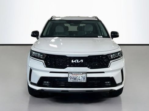 Used 2023 Kia Sorento EX FWD image 2