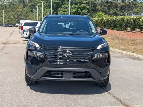 New 2026 Nissan Rogue SV FWD image 8