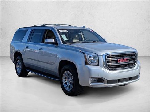 Used 2019 GMC Yukon XL SLT w/ Open Road Package image 3