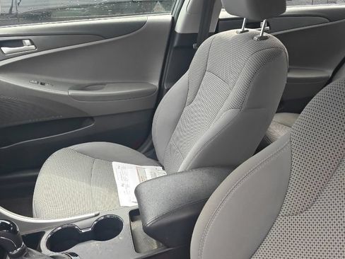 Used 2011 Hyundai Sonata GLS FWD image 7