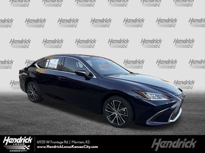 New 2025 Lexus ES 350 w/ Premium Package