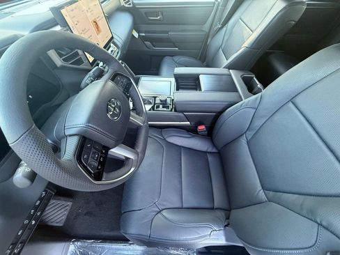 New 2026 Toyota Tundra Platinum AWD/4WD image 23