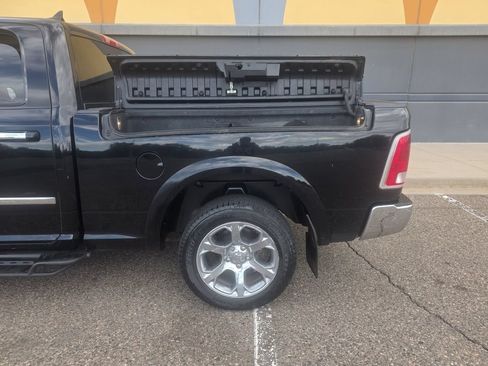 Used 2015 RAM 1500 Laramie w/ Convenience Group AWD/4WD image 12