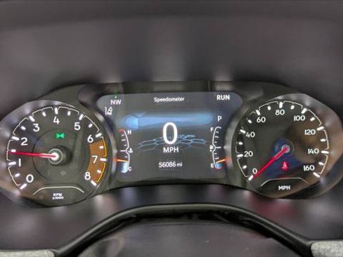 Used 2024 Jeep Compass Latitude AWD/4WD image 26